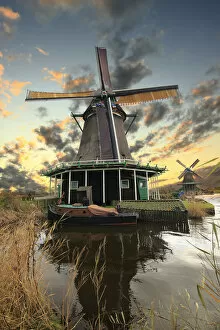 Traditional Windmills Gallery: Zaanse Schans windmills at sunset