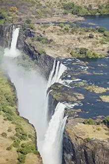 Images Dated 7th September 2006: Zambezi River flowing over Victoria Falls, aerial view