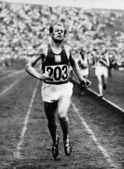 Finishing Prints: Zatopek Winning 10, 000 Meter Race