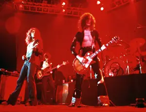 Zeppelin at the Forum