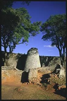 Zimbabwe Prints: Zimbabwe National Monument