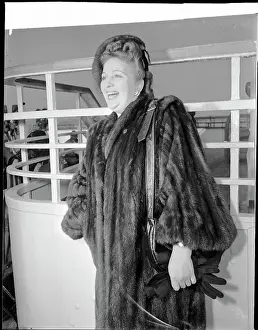 Zinka Milanov Arrives on the Liner Queen Elizabeth