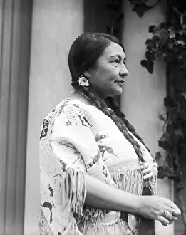 Convention Prints: Zitkala-Sa At Nat'L Women'S Party