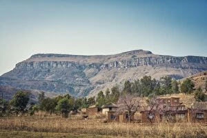 Images Dated 30th August 2015: The zulu villages in Drakensberg land, near Cathedral Peak